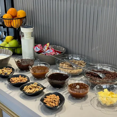 Comfort Rezidence In Hotel 4*