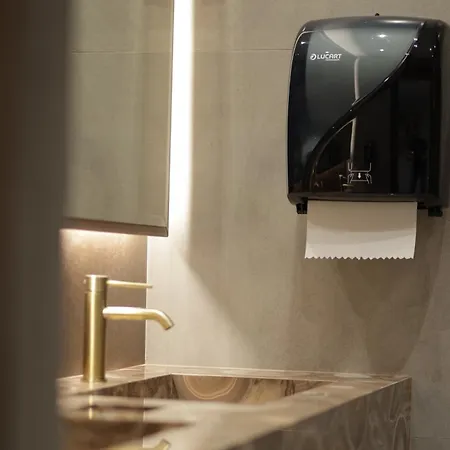 Szálloda Comfort Rezidence In Tirana