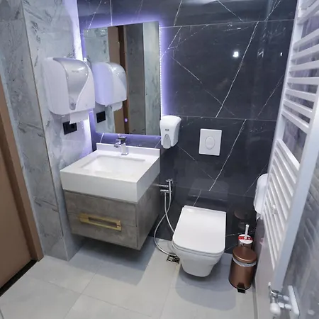 Comfort Rezidence In 4* Tirana