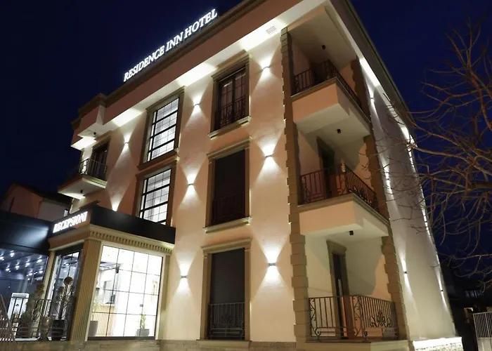 Comfort Rezidence In Отель 4*