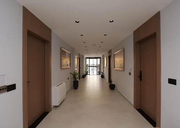 Comfort Rezidence In 4* Tirana